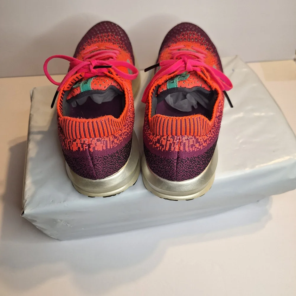 Brooks Levitate 2 Women's Sneakers Shoes. Size 8.5 - Picture 5 of 11